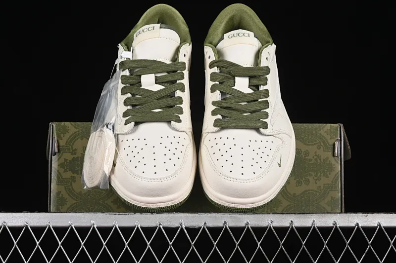 All categories Air Jordan Jordan series basketball shoes Air Jordan 1 Low High-end customized low-top sneakers Travis Scott x Fragment Design x Air Jordan 1 Low OG SP AJ1 Joe 1 Gucci joint-off-white fresh green low-top cultural casual sneakers DM6688-606